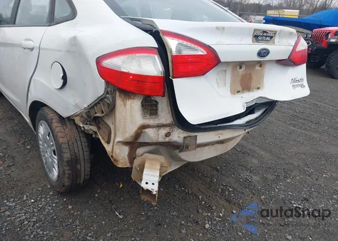 2015 Ford Fiesta S из США, поврежденный, VIN 3FADP4AJ8FM157864